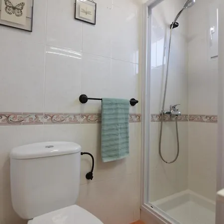 Vargas Paraiso Villa *