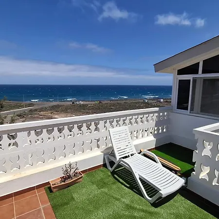 Vargas Paraiso Villa *
